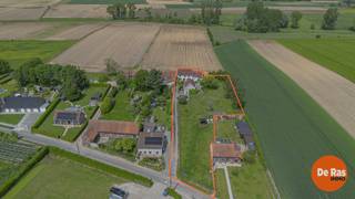 EERSTE BEZOEKDAG ZATERDAG 13 JUNI 2026 VAN 9U - 12U (ENKEL OP AFSPRAAK!!)BRAKEL - Authentieke fermette op ca. 27 are met open zichtTe midden van...