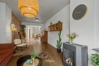 Instapklare woning met veel ruimteBent u op zoek naar een instapklare en gezellige gezinswoning op een centrale ligging in Hamme? Dan is deze...