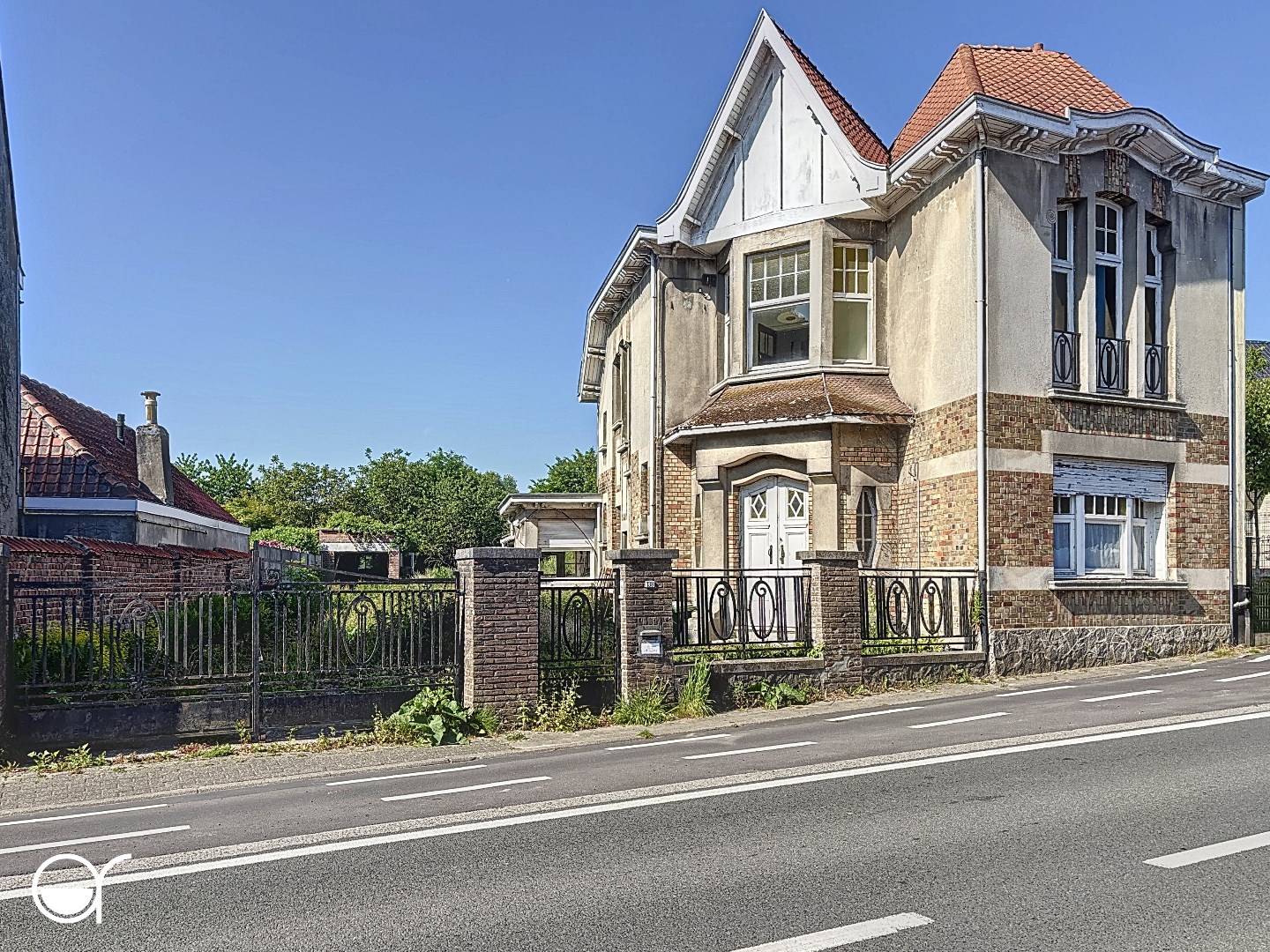 Volledig te renoveren landhuis op 2830m2 - foto 1