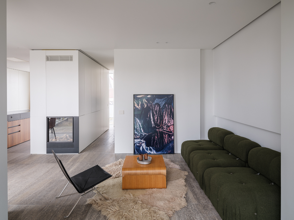 Penthouse duplex haut de gamme avec trois terrasses, situé dans un immeuble architectural d’exception conçu par le bureau Element Architecten. - photo 2