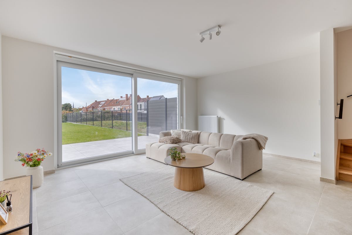 Fully finished 3 bedroom house with garden in Izegem - photo 2