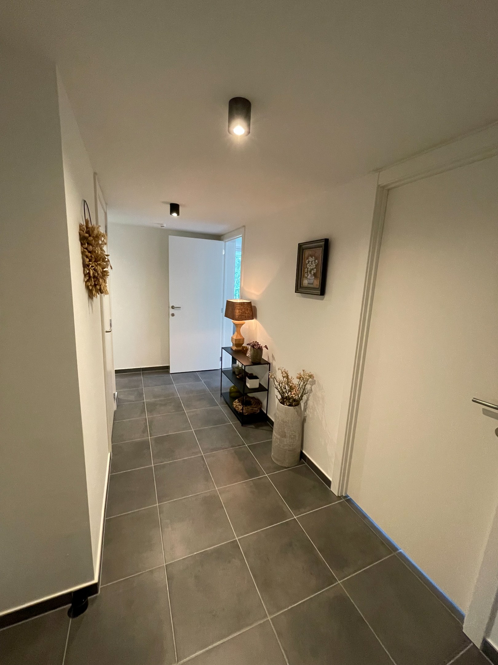 Gezellig appartement met 3 slaapkamers op rustige locatie te Mol - foto 2
