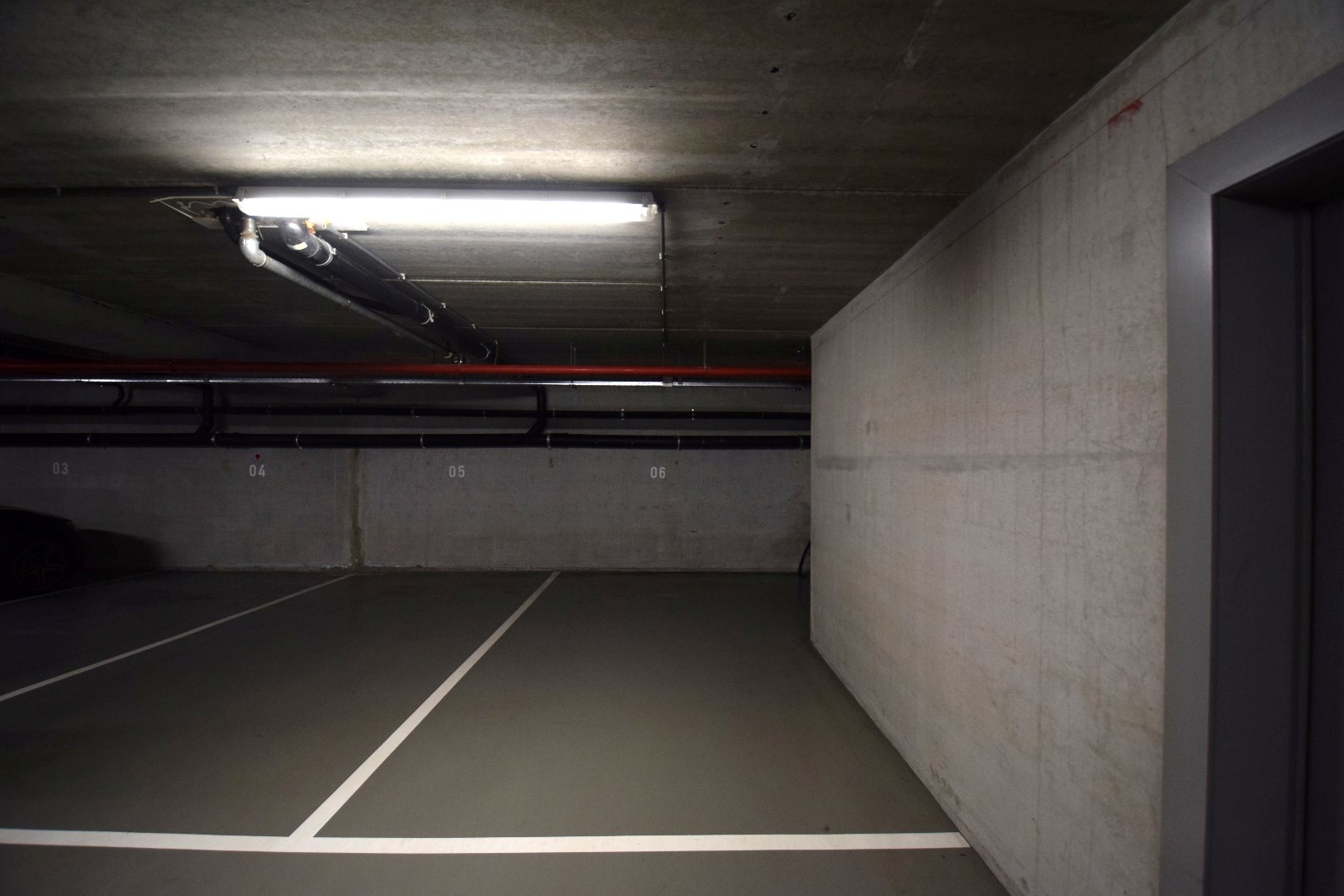 Ondergrondse autostaanplaats te huur dicht bij Gent-Pieters-Station - foto 3