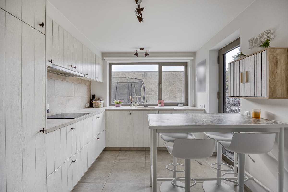 Bright 4 bedroom family home for sale in Lauwe! - photo 5