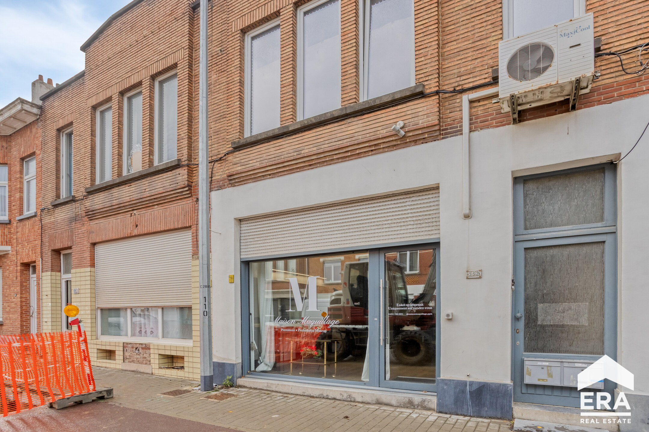 Commerciële handelsruimte in Sint-Pieters-Leeuw - foto 1