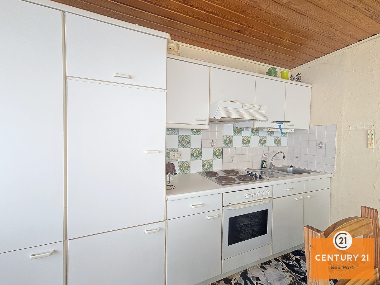 Centraal gelegen te renoveren studio in Nieuwpoort-bad. - foto 4