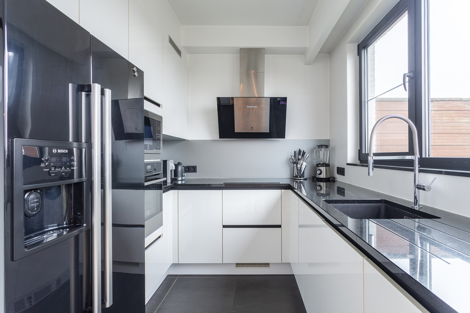 Bemeubelde penthouse met ruim terras op ’t Zuid - foto 5