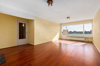 Te koop: Appartement met terras, kelder en staanplaats aan de Square Servaes Hoedemaekers (1140)Gelegen aan de Servaas Hoedemaekerssquare, bevindt...