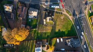 Projectgrond van 20a21 voor een handelspand van 454,29 m² en 3 appartementen, gelegen op de hoek van de Rijksweg en de Kerkstraat in...