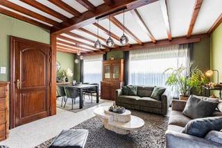 Charmante bungalow met 3 kamers, garage en aangename tuin in TernatBent u op zoek naar een bungalow op een boogscheut van het centrum van Ternat? Dan...