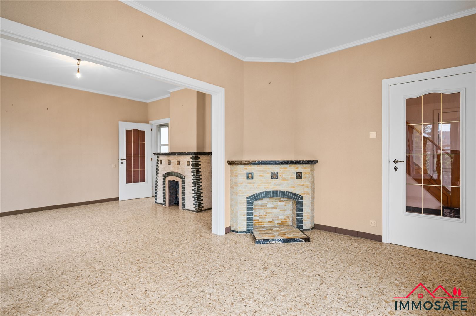 Knap LANDHUIS met goede locatie - foto 5