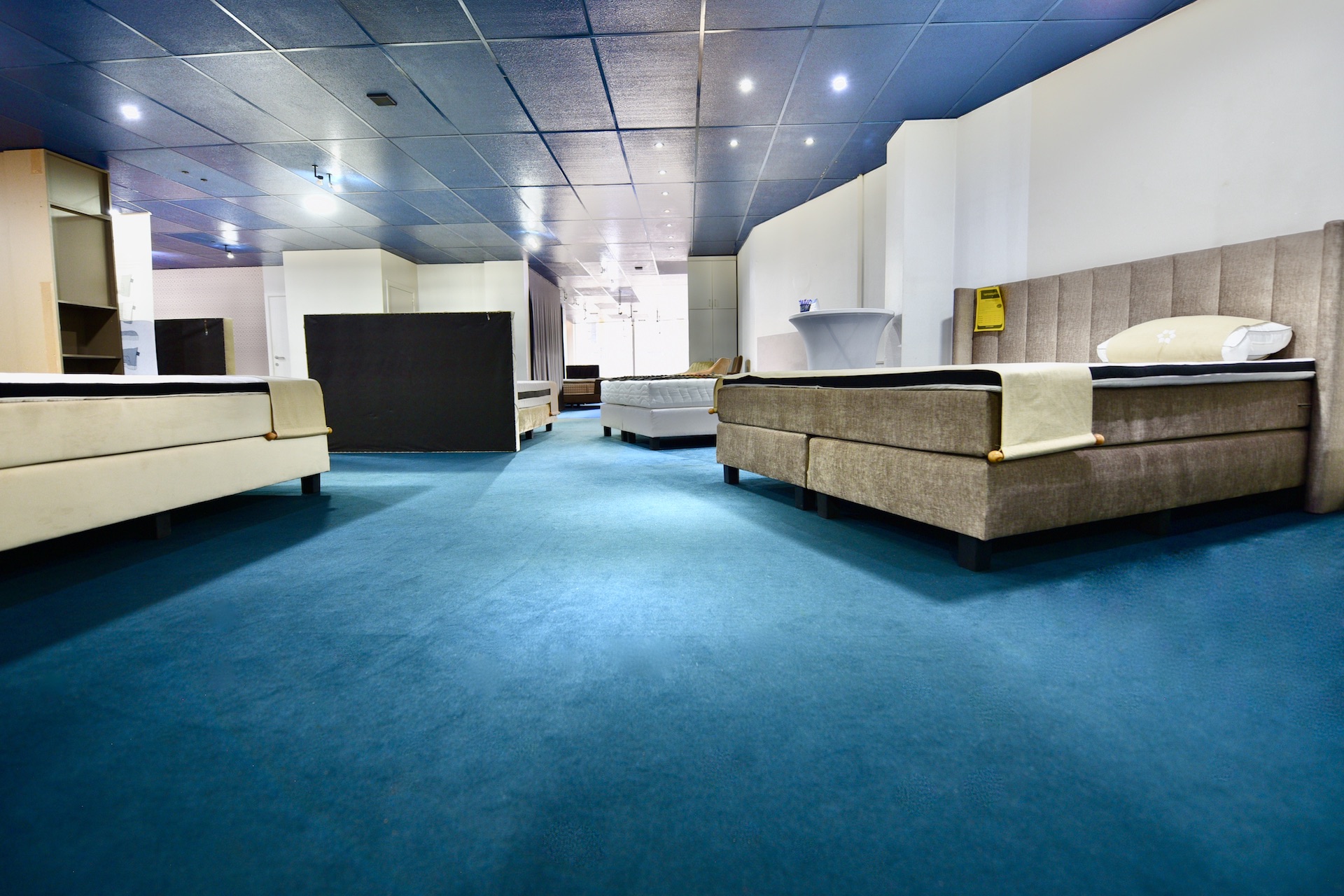 Commercial à vendre à Eeklo avec 2 chambres - photo 5