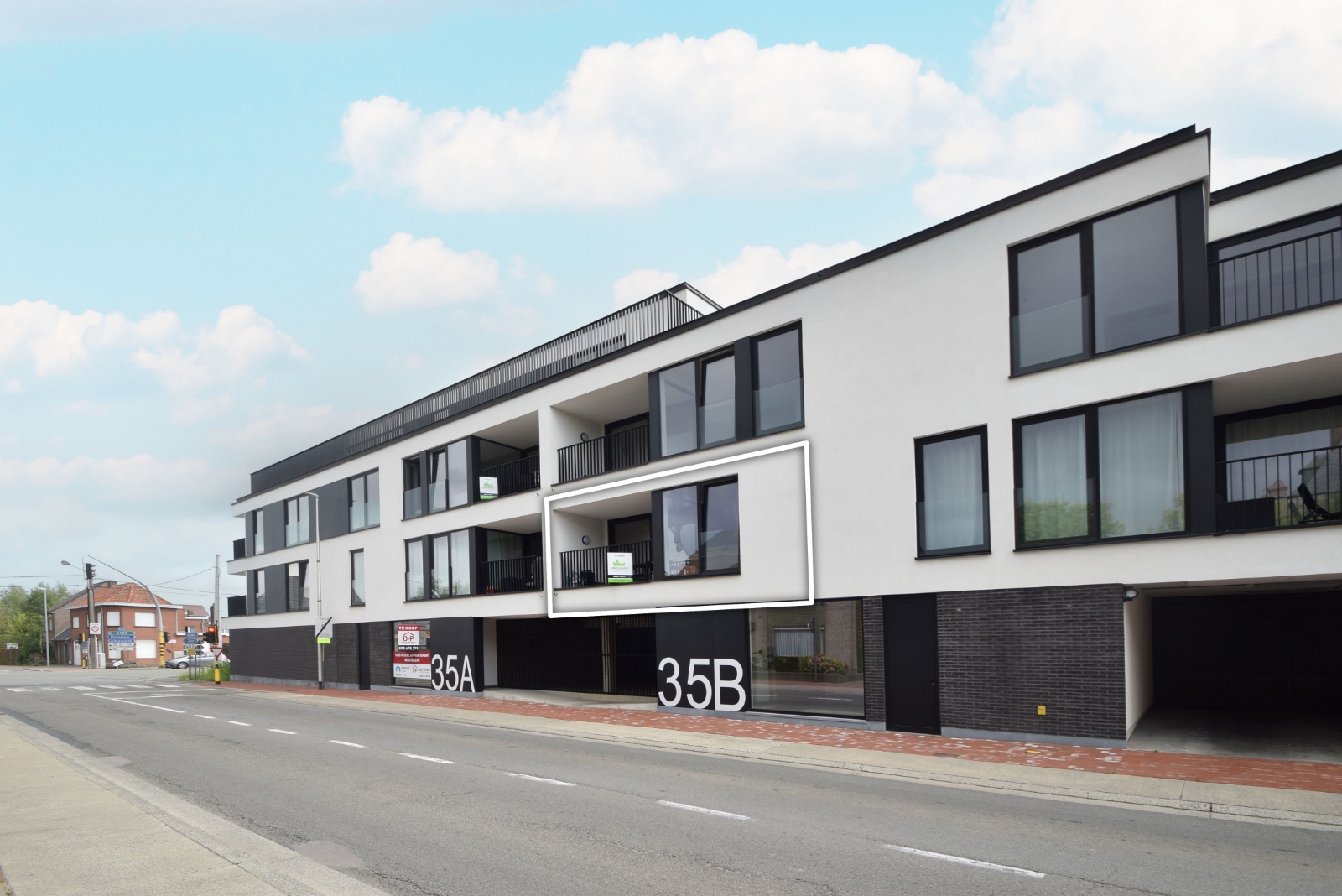 Makkelijk bereikbaar appartement met 2 slaapkamers vlakbij het centrum - foto 2