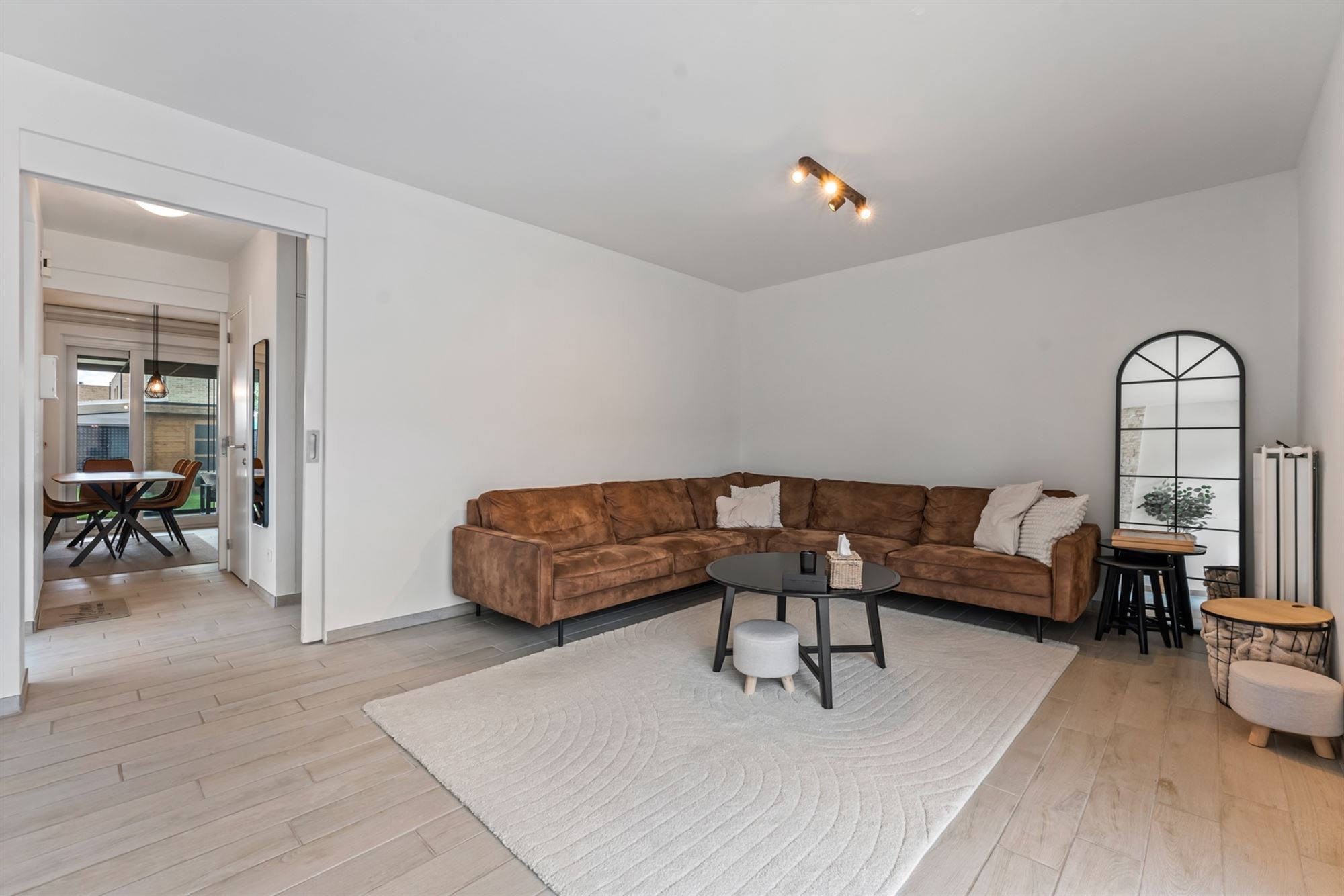 PRACHTIG AFGEWERKTE HOB MET 3 SLAAPKAMERS OP EEN PERCEEL VAN 3A50CA TE BERINGEN CENTRUM - foto 5