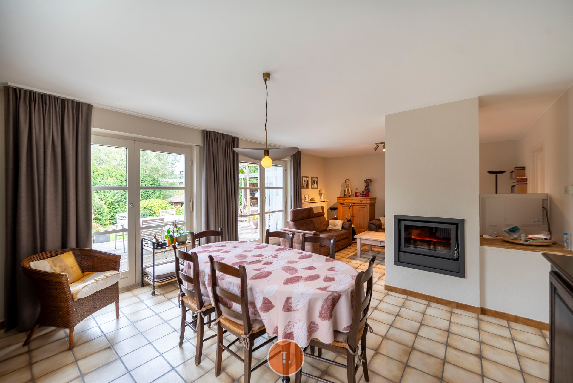 Alleenstaande woning in groene residentiële wijk - foto 4