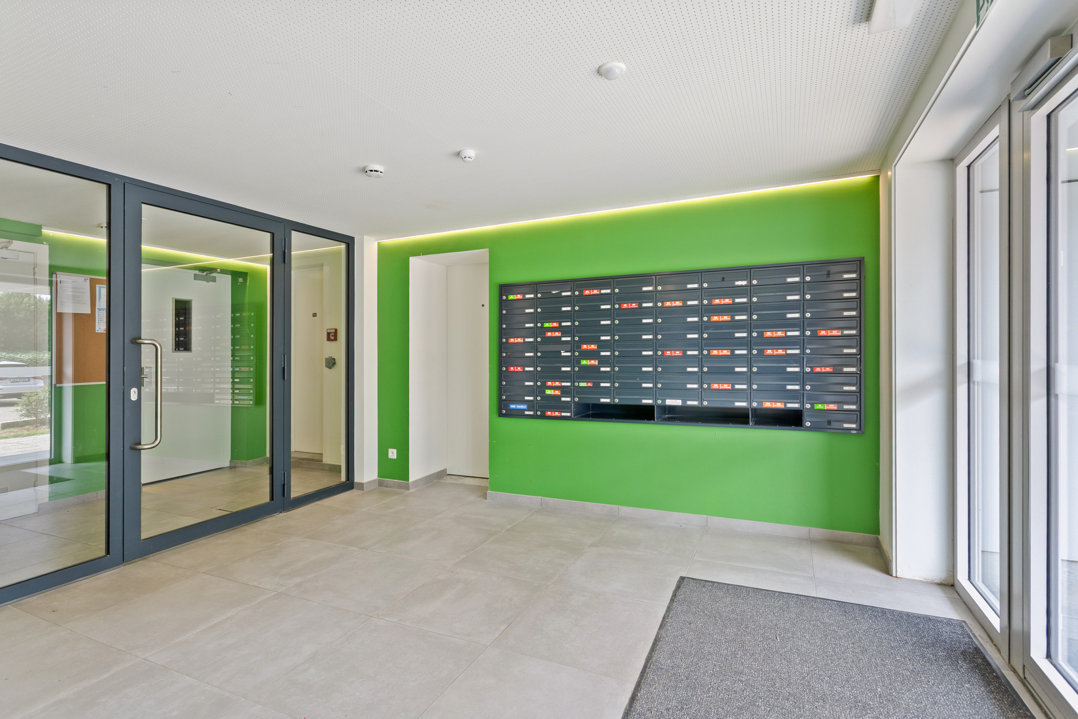 Instapklare studio met terras op rustige ligging - foto 5