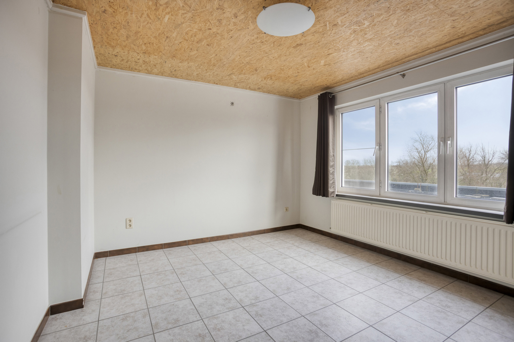 Ruim en lichtrijk appartement (130 m²) met 2 slaapkamers te landen! - foto 4