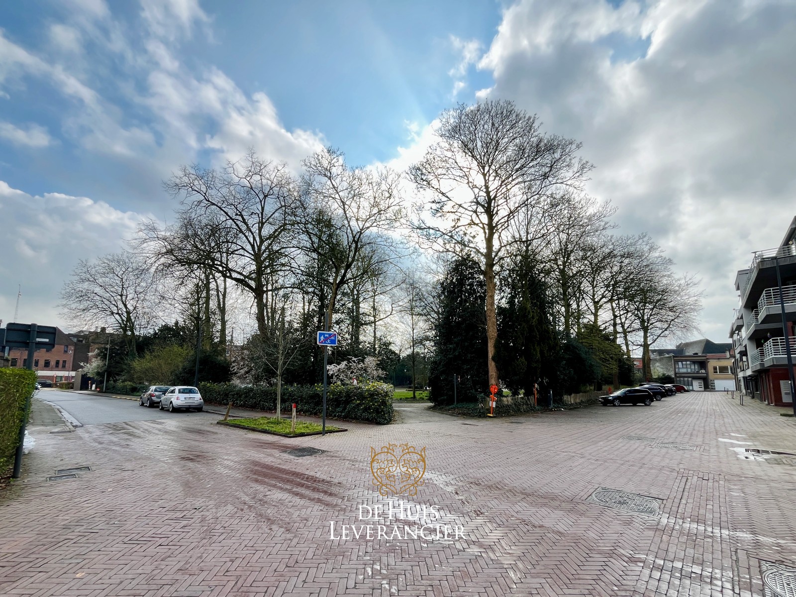 Groot appartement met 2 slpks en staanplaats te koop in centrum Kontich - foto 2