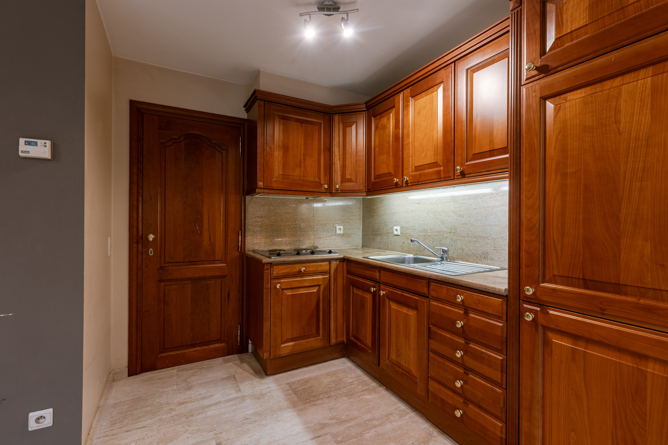 Instapklaar appartement in het centrum van Wetteren - foto 5