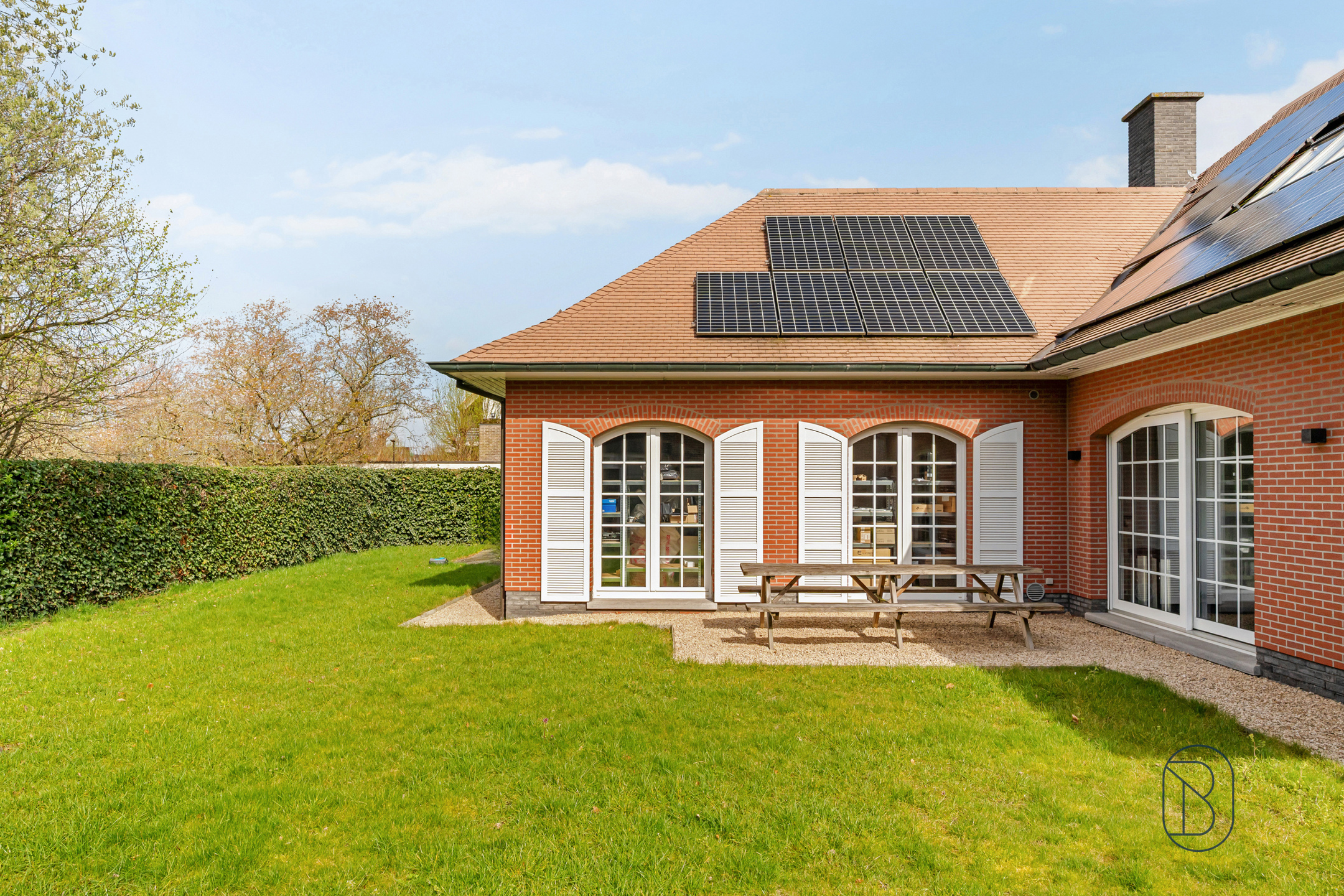 Kantoorgebouw/praktijk met parking op toplocatie in Waregem  - foto 4