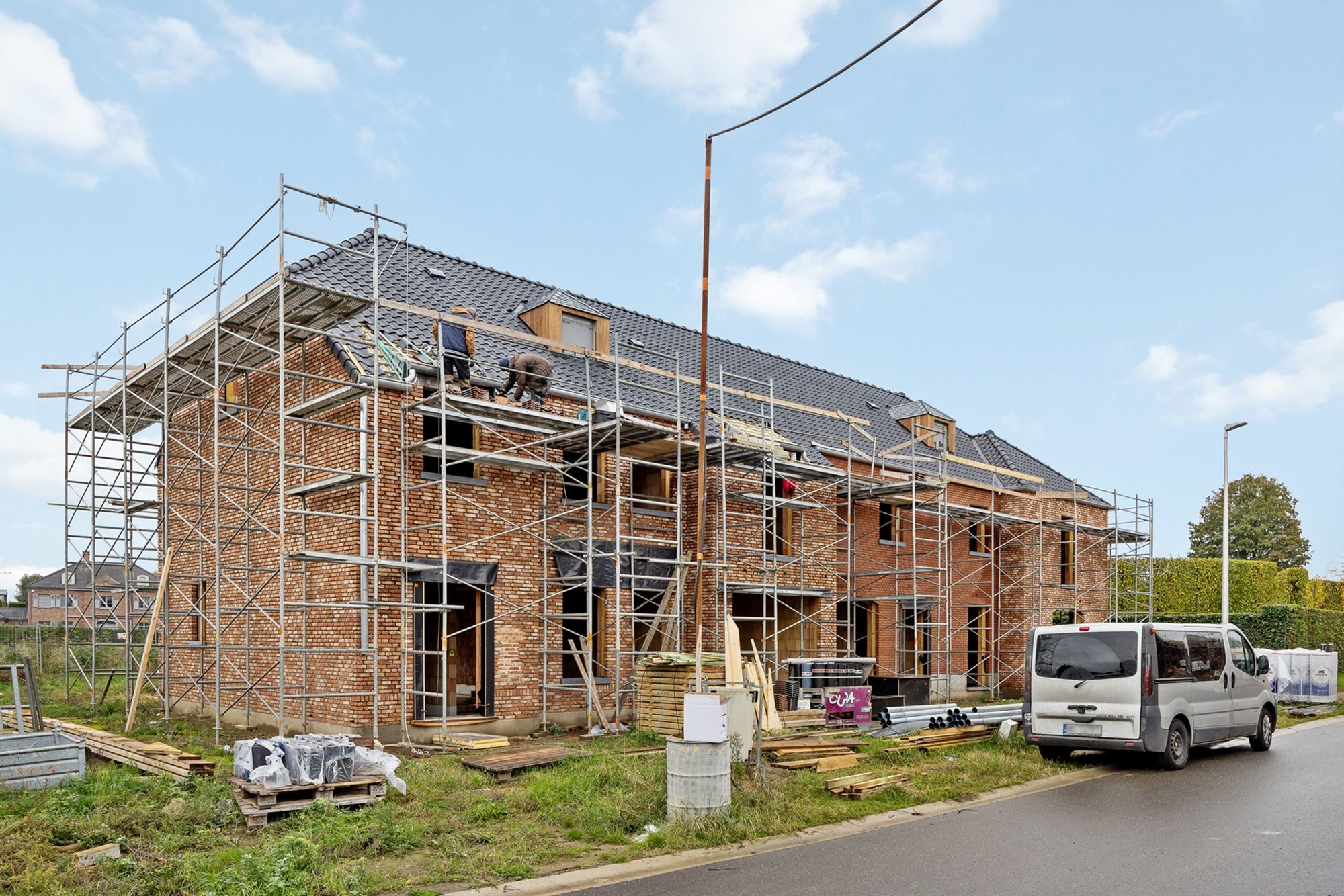 NIEUWBOUWWONING MET 3 SLAAPKAMERS UITERST RUSTIG DOCH CENTRAAL GELEGEN TE ZONHOVEN - foto 1