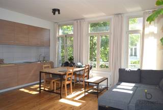 Gezellig en lichtrijk 2-slaapkamerappartement in het hart van de stad vaste kosten inbegrepenOp zoek naar een sfeervol appartement midden in de stad?...