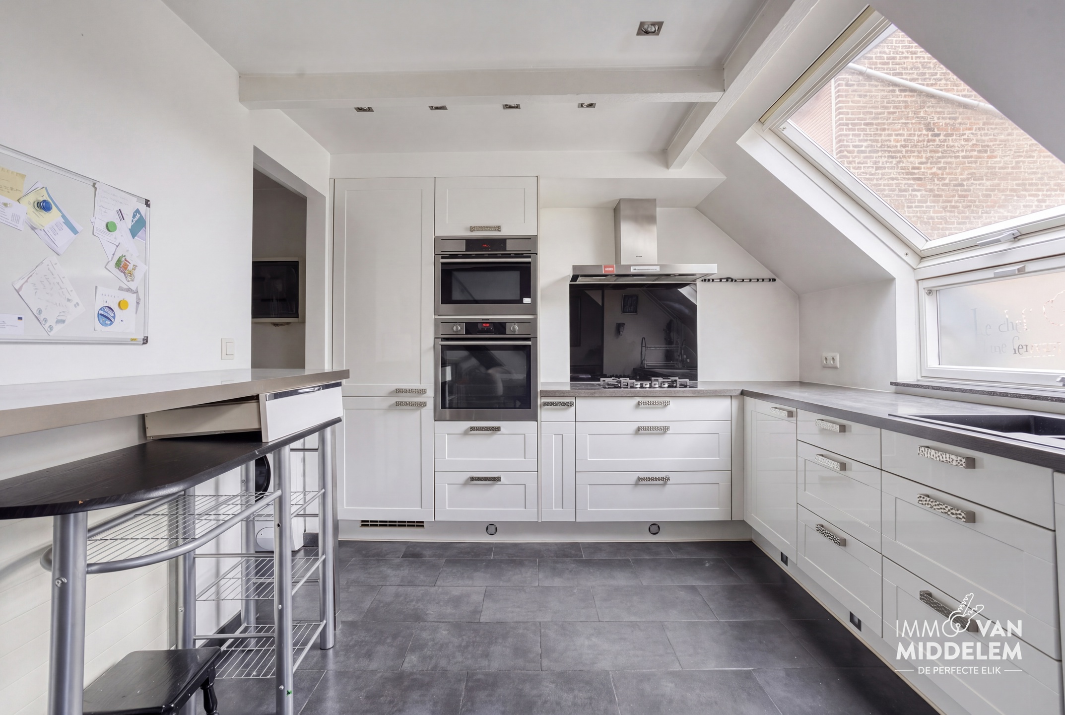 INSTAPKLARE DUPLEX MET 3 KAMERS , TERRAS EN KELDER - foto 2