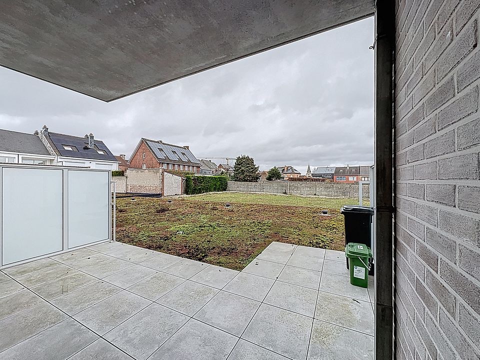 One-bedroom apartment with terrace in Denderleeuw - photo 4