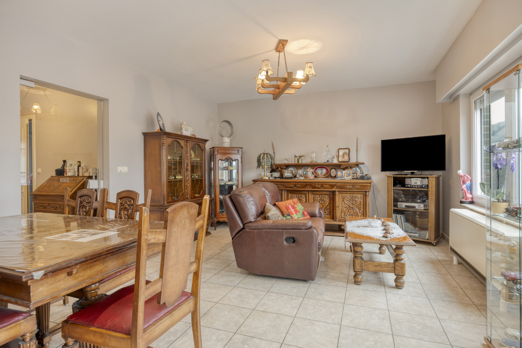 Instapklaar appartement met 2 slaapkamers en garage! - foto 5