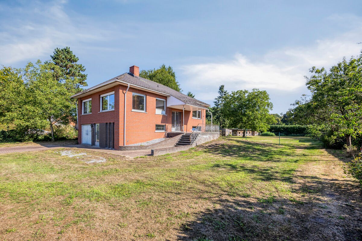 villaperceel van 2445m² met te slopen woning te koop in Geel - foto 5