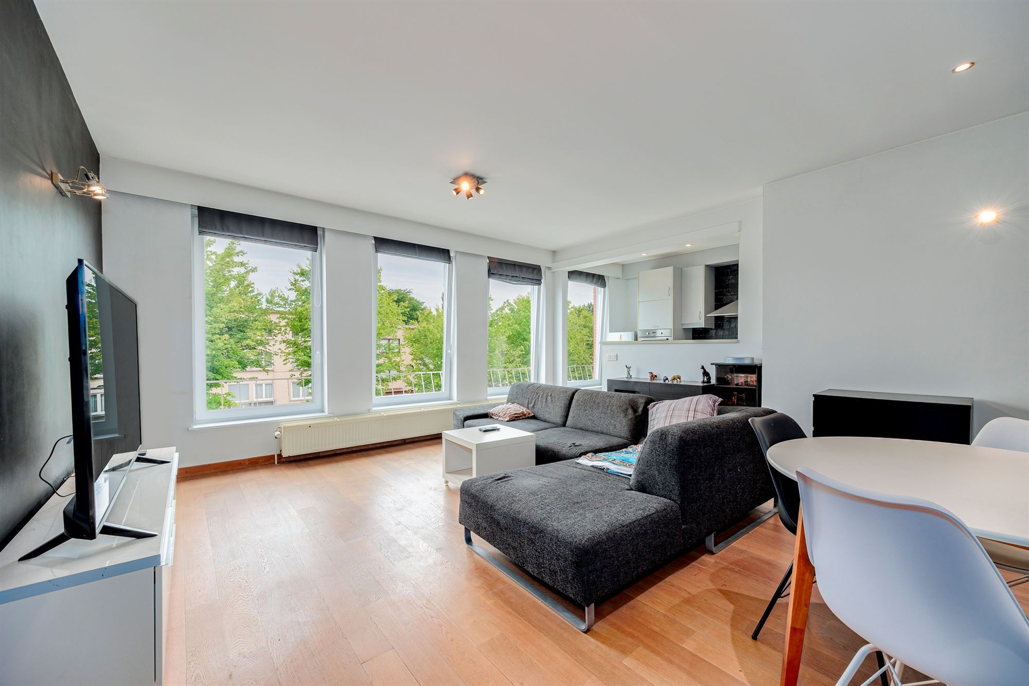 Apartment - photo 5