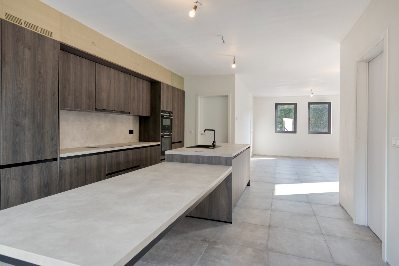 House for sale in Mol with 5 bedrooms - photo 5