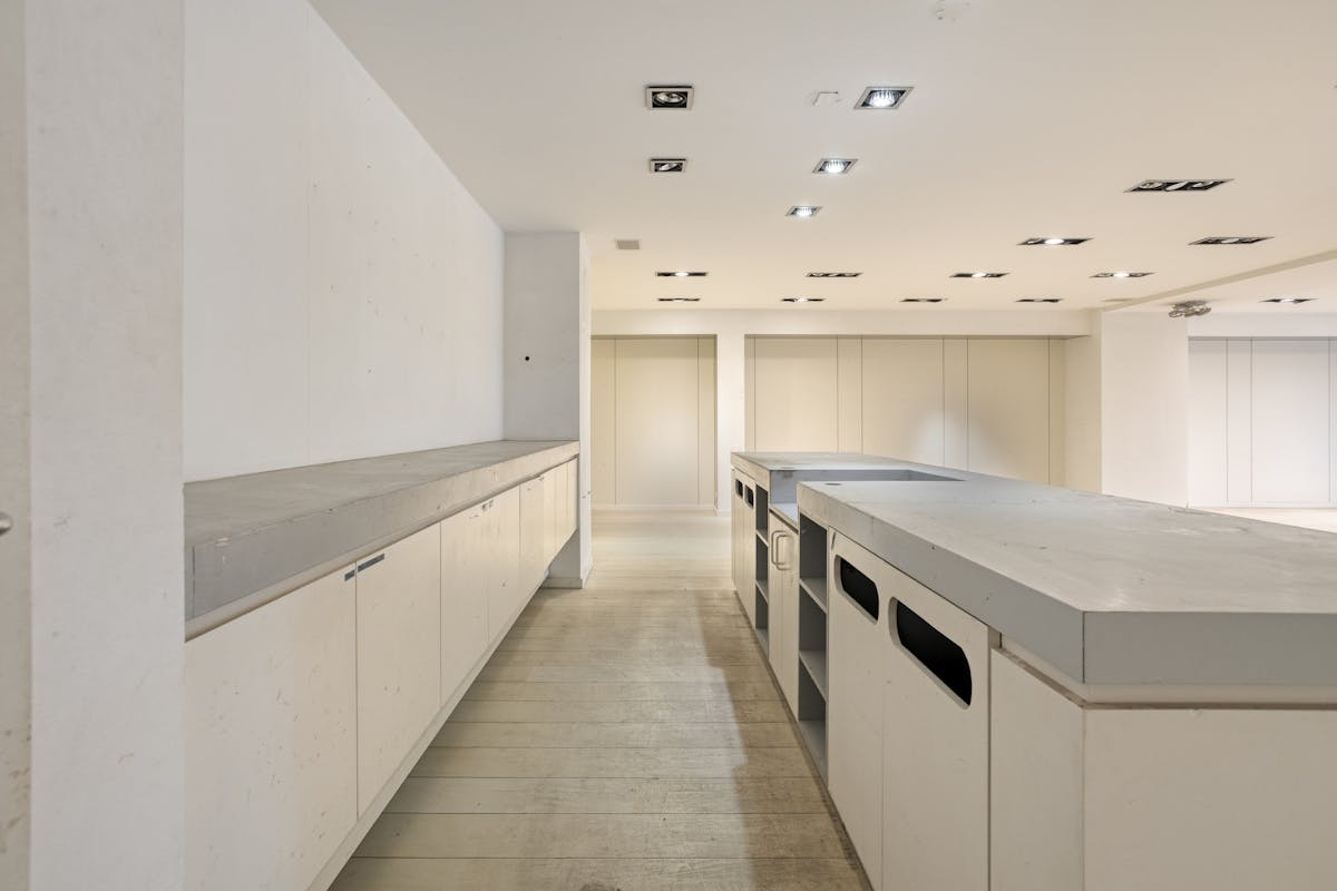 Riant handelspand op de zeedijk van Nieuwpoort (220 m²) te koop - foto 5