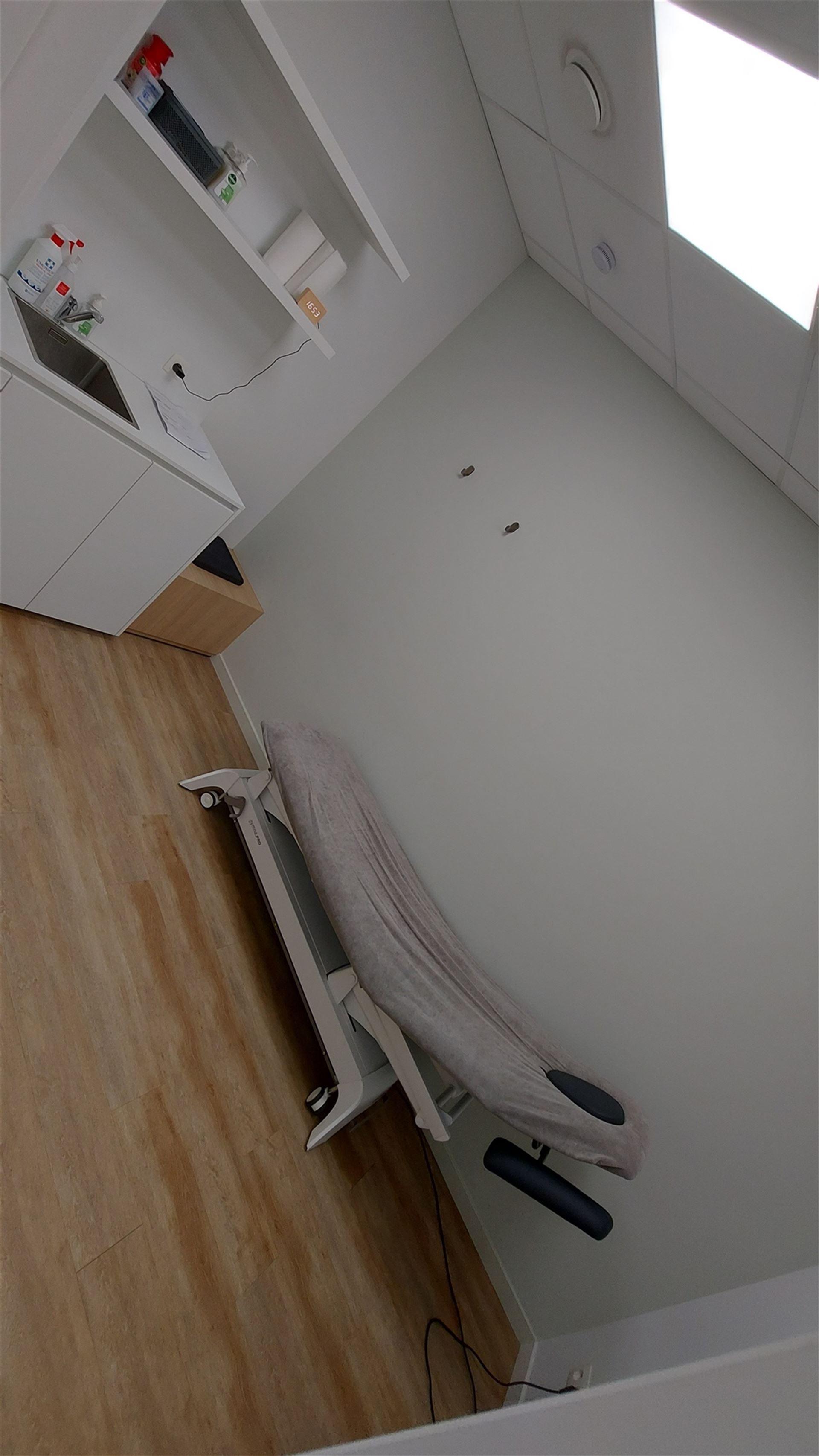 Commercial for rent in Maasmechelen - photo 5