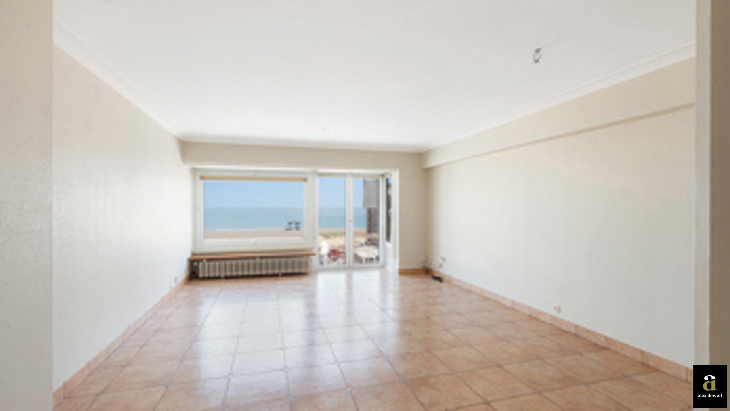 Ongemeubeld 3 slaapkamerappartement op het Rubensplein - foto 2