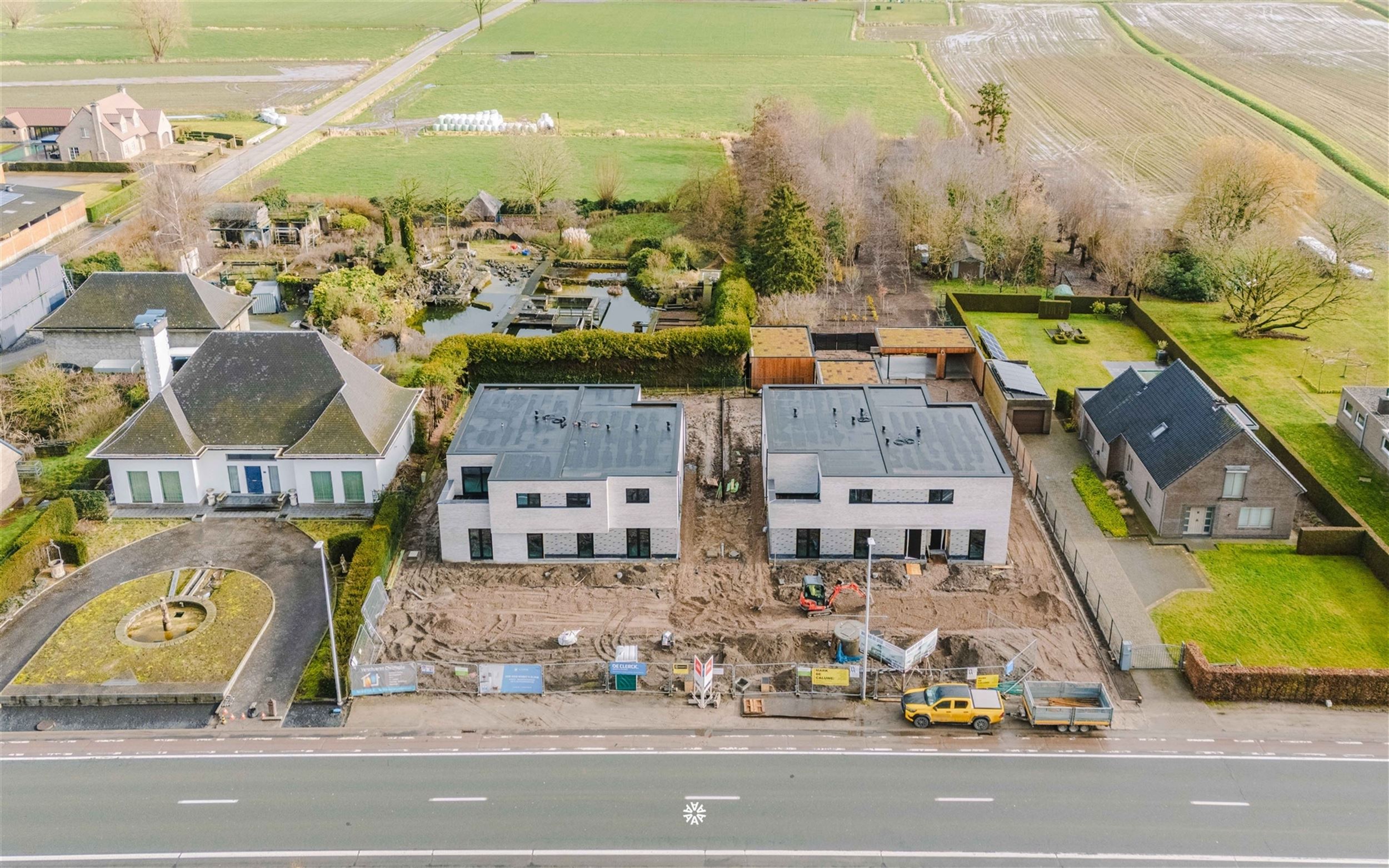 Appartement lumineux de 2 chambres à coucher avec entrée privée - photo 1