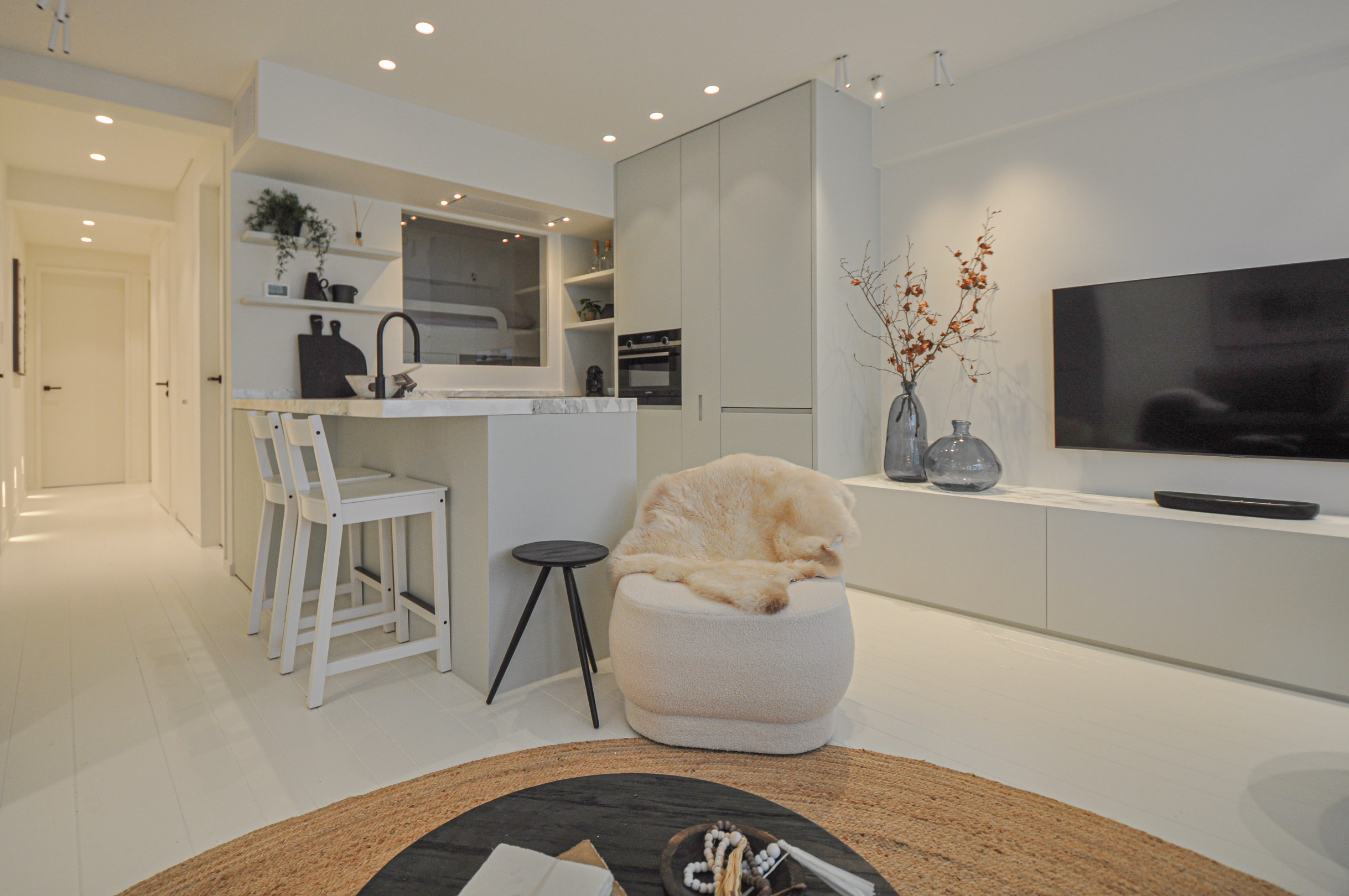 Volledig gerenoveerd appartement met een mooi zijdelings zeezicht gelegen in het Zoute. - foto 4