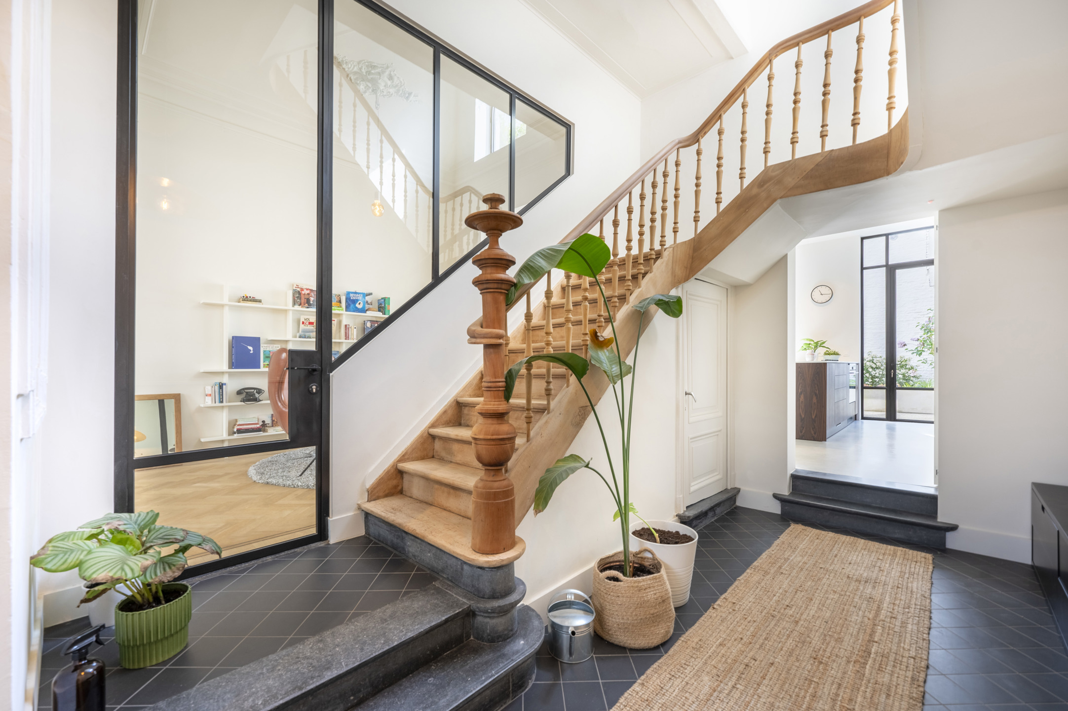 House for sale in Antwerp with 4 bedrooms - photo 2