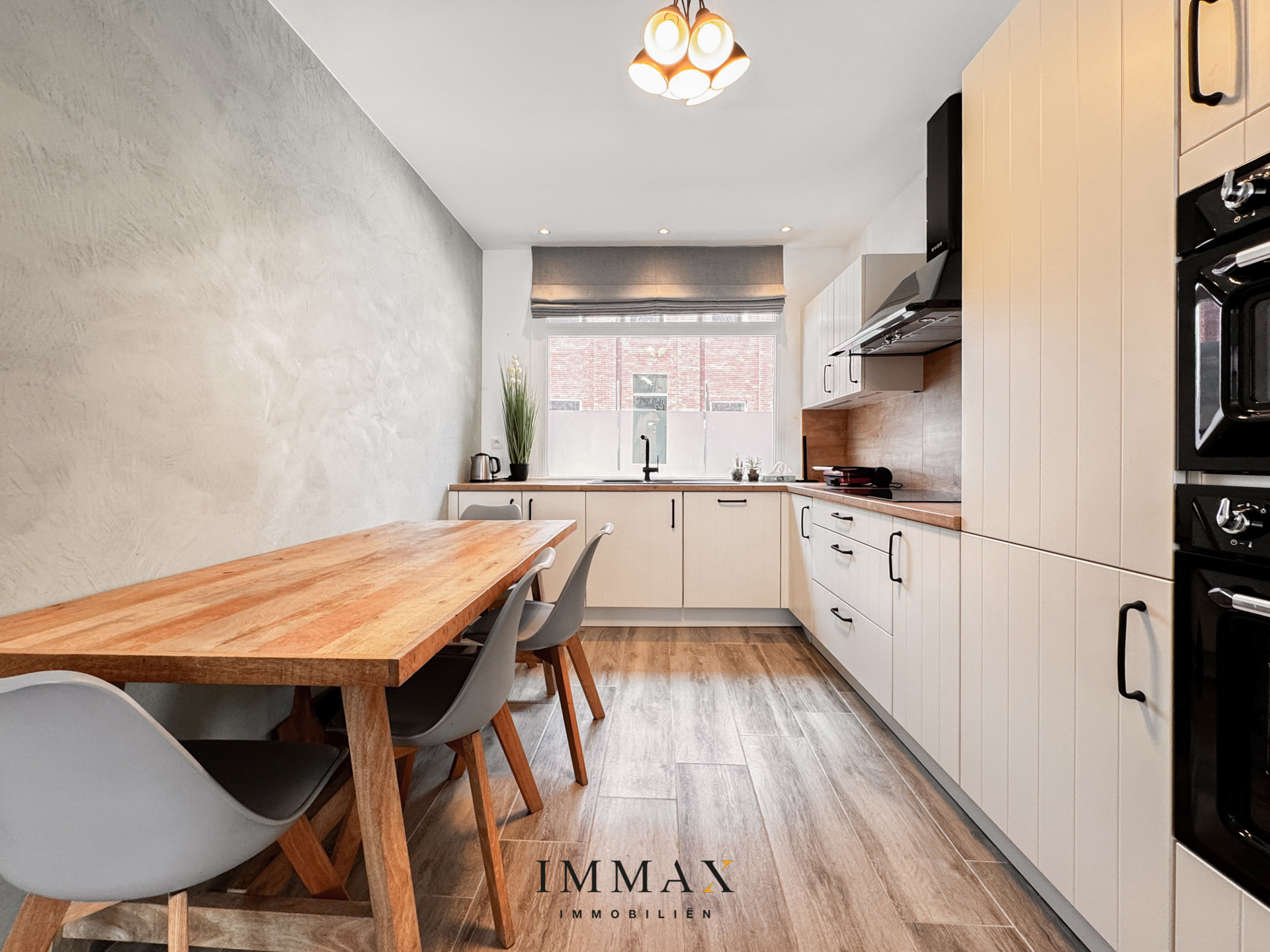 Volledig gerenoveerde stadswoning in hartje Brugge - foto 4