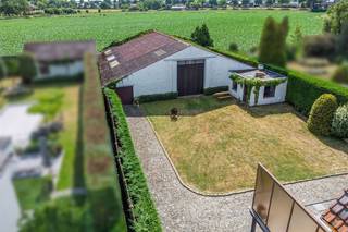 Uniek perceel van 11a42ca met woning en achterliggende loods op toplocatie in Aldeneik – Maaseik. Op zoek naar een interessante opportuniteit op een...