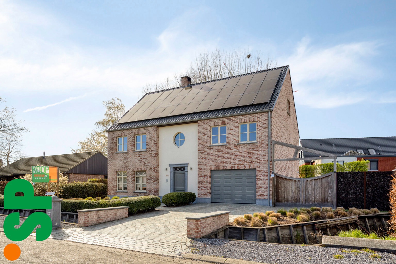 Zeer ruime gezinswoning op een perceel van 6A 68CA. - foto 4