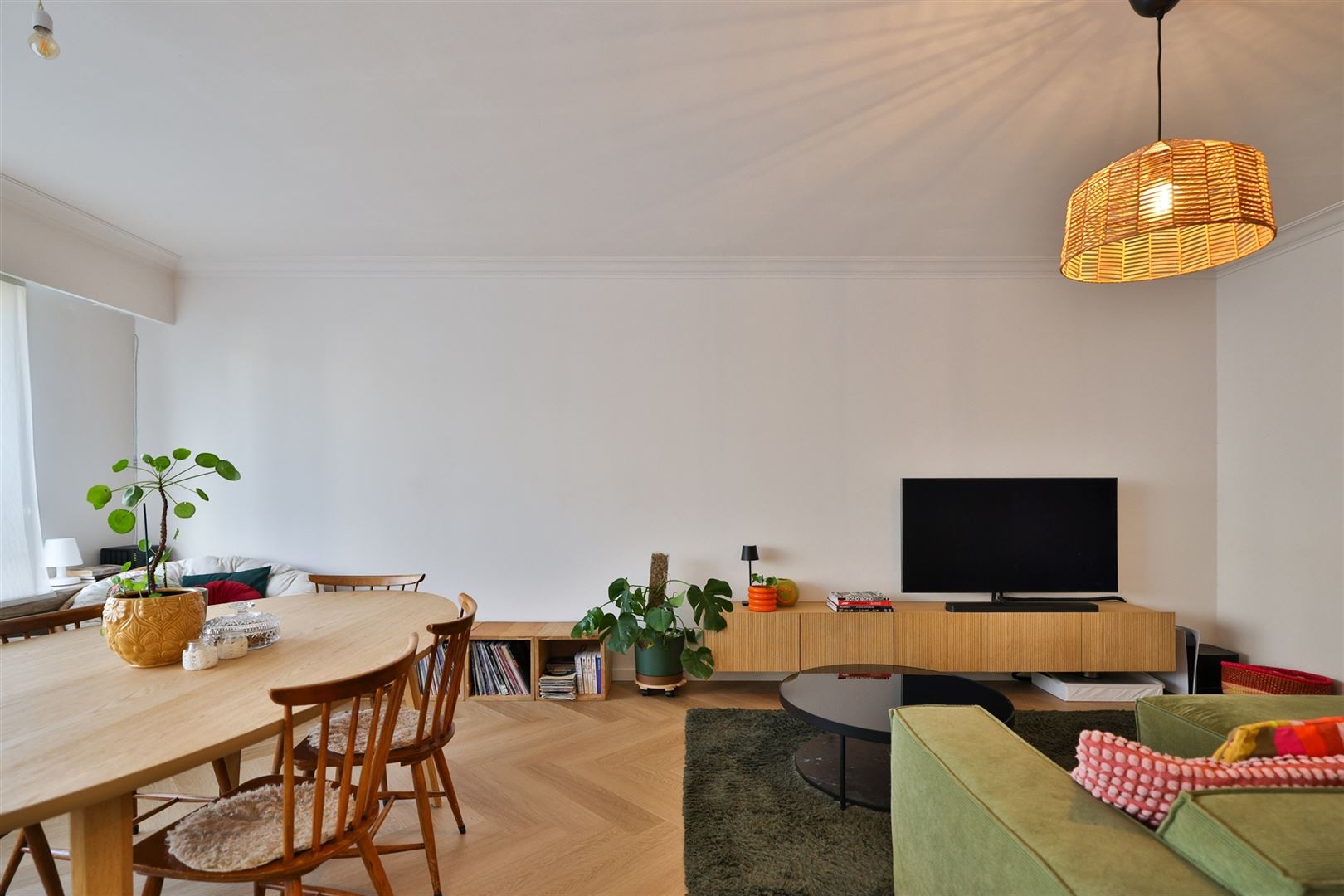 Ruim gelijkvloers appartement met aangelegde tuin - foto 5