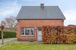 Gezinswoning op een perceel van 29a 24ca te koop in Klein-Vorst, LaakdalOp de Geelsebaan, nabij het centrum van Klein-Vorst (Laakdal), vinden we deze...