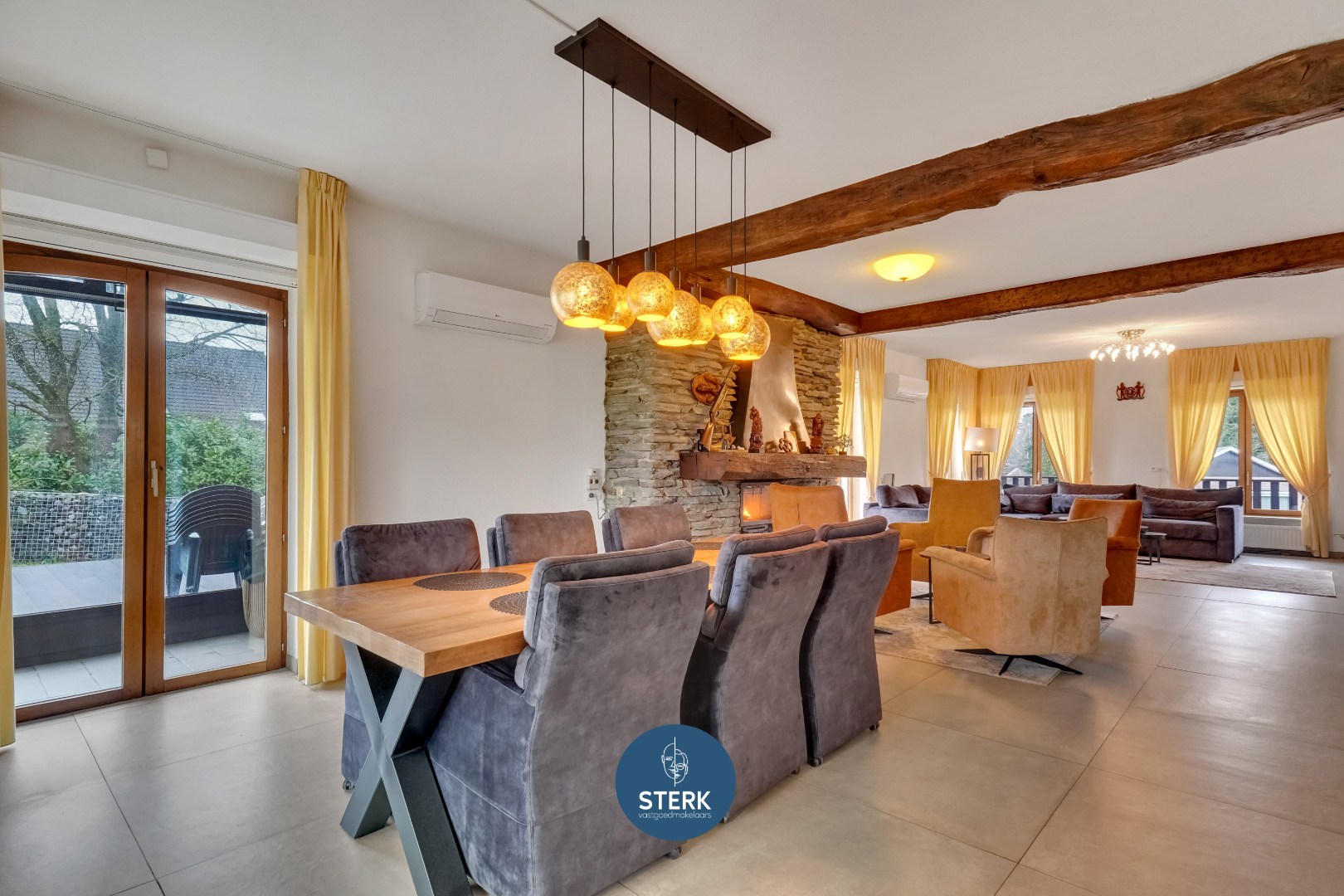 UITZONDERLIJKE WONING MET VEEL POTENTIEEL OP EEN PERCEEL VAN CIRCA 30 ARE ! - foto 2