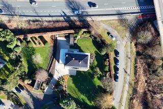 BOUWGROND NABIJ GENT-ST-PIETERS.  Bouwgrond voor open bebouwing, nabij Sneppebrug, gelegen langs de Ring R-4 in een bestaande verkaveling.Het is een...