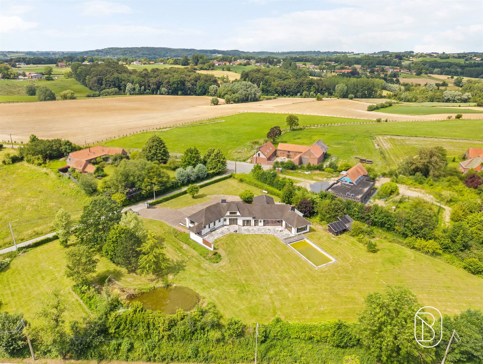 Statige villa met zwembad en uniek uitzicht op 6.401m² - foto 3
