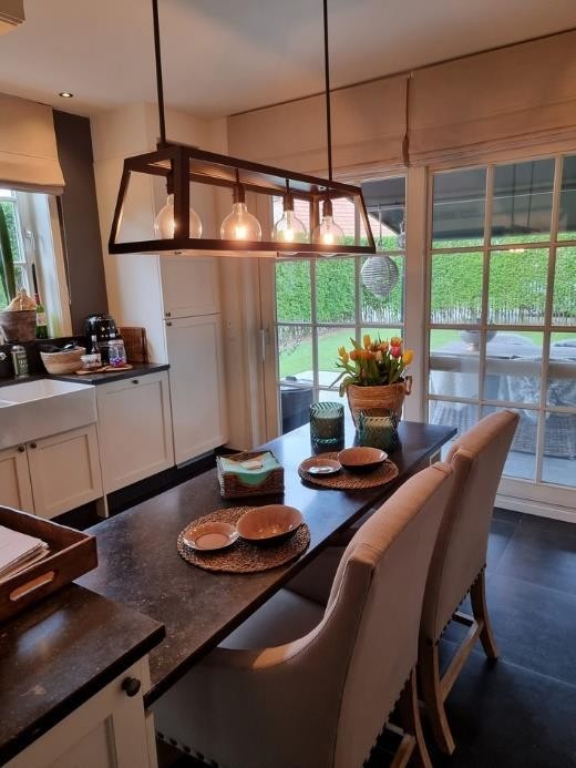 Charmante hoekwoning te koop met tuin en garage, op de grens Knokke met Duinbergen - foto 4