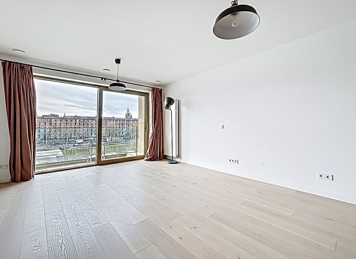 Brussel : Mooi 2 slaapkamer appartement + parking - foto 2