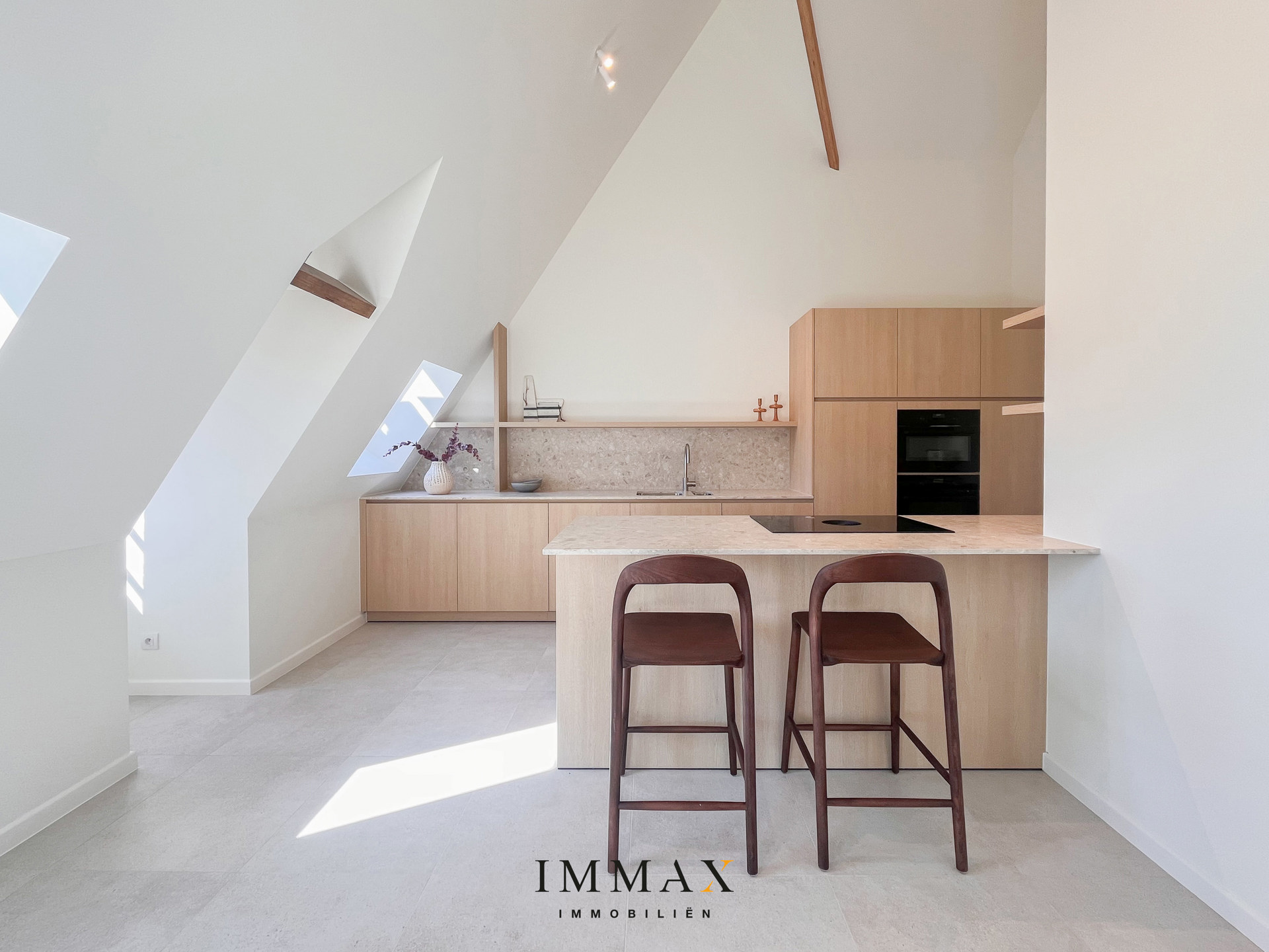 Luxueus wonen in een karaktervolle residentie aan de vaart - foto 4