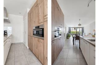 <p>Dit ruime en praktische appartement heeft een aangename buitenruimte, ideaal voor wie comfortabel en gelijkvloers wil wonen. Dankzij de <strong>twee terrassen</strong> en de aansluitende tuin geniet je hier van een bijzonder aangename woonomgeving. Via de aparte inkomhal betreed je het appartement, die rechtstreeks toegang biedt tot de leefruimte. Deze is voorzien van een <strong>moderne open keuken</strong>, uitgerust met een inbouwijskast, vaatwasser, kookvuur, dampkap, lavabo en een tal van praktische ingemaakte kasten. Aansluitend bevindt zich een praktische berging, voorzien van aansluitingen voor wasmachine en droogkast. De leefruimte geniet dankzij het grote schuifraam van een maximale lichtinval en biedt een mooi zicht op het groen en het eerste zuidgericht terras van ca. 11 m². Een ideale plek om in alle rust van het buitenleven te genieten.</p><p>Via de leefruimte bereik je de nachthal, die toegang biedt tot de verschillende slaap- en sanitaire ruimtes. Er zijn <strong>drie slaapkamers</strong>, waarvan twee slaapkamers van ca. 8 m² en een ruime derde slaapkamer van ca. 12 m². Deze laatste geeft rechtstreeks uit op het tweede terras van ca. 8 m². Verder beschikt het appartement over een apart gastentoilet, een badkamer en een afzonderlijke douchekamer met tweede toilet.</p><p>Extra: <br />- EPC 61 kWh/m2 jaar (Score A -> GEEN renovatieverplichting!)<br />- Elektriciteit conform. <br />- Watertoets: perceelscore D, gebouwscore A. <br />- Stedenbouwkundige informatie in aanvraag, maatregelenregister in aanvraag.</p><p>Nabij school, winkels, autosnelweg, openbaar vervoer, etc. Voor meer info ga naar www.coenenvastgoed.be of bel 03/375.82.92</p>